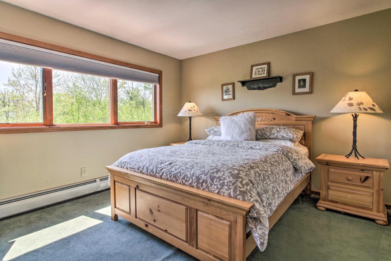 Timber Creek Townhome With 2 Decks And Mtn Views! West Dover Exterior foto